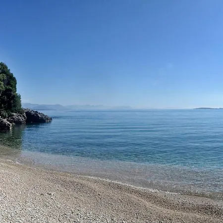 Tagoo Beach House Barbati